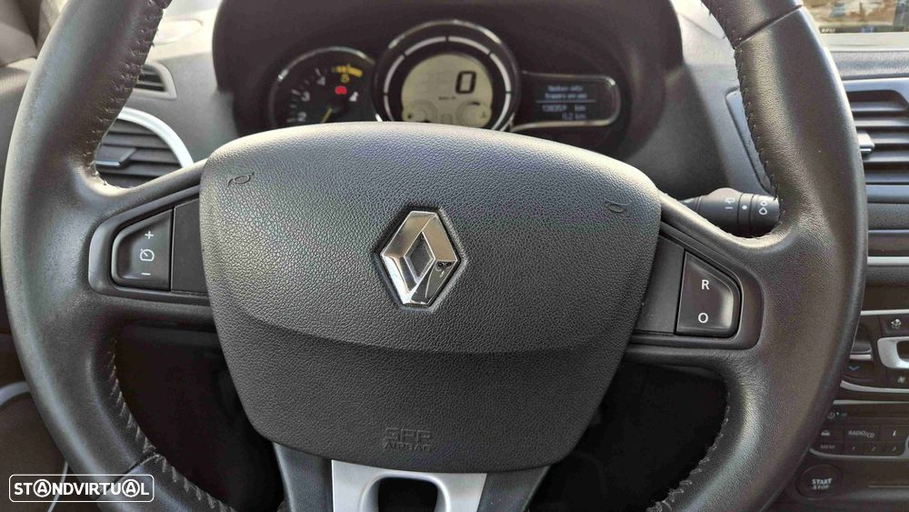 Renault Mégane 1.5 dCi Dynamique S - 12