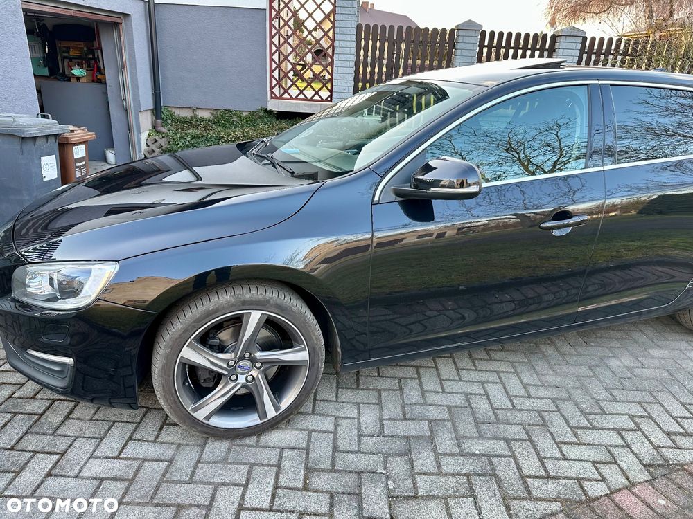 Volvo V60 D4 Geartronic Momentum - 2
