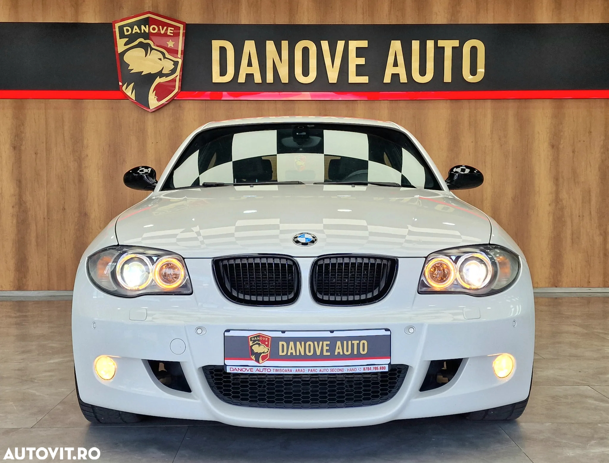 BMW Seria 1 118d - 2