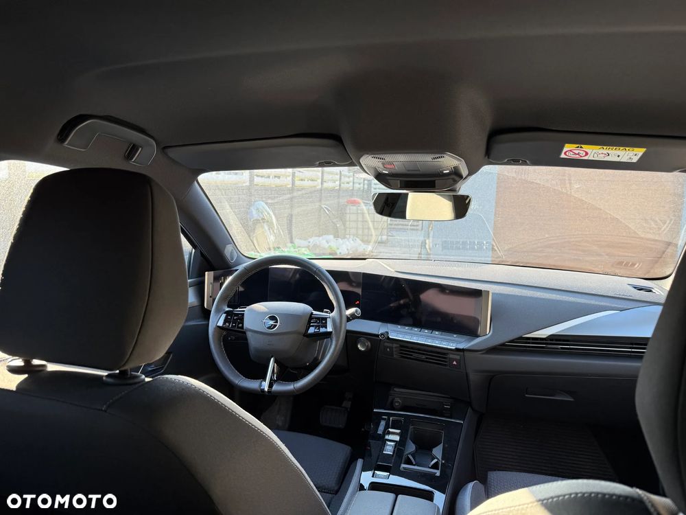 Opel Astra 1.2 T Edition S&S - 6