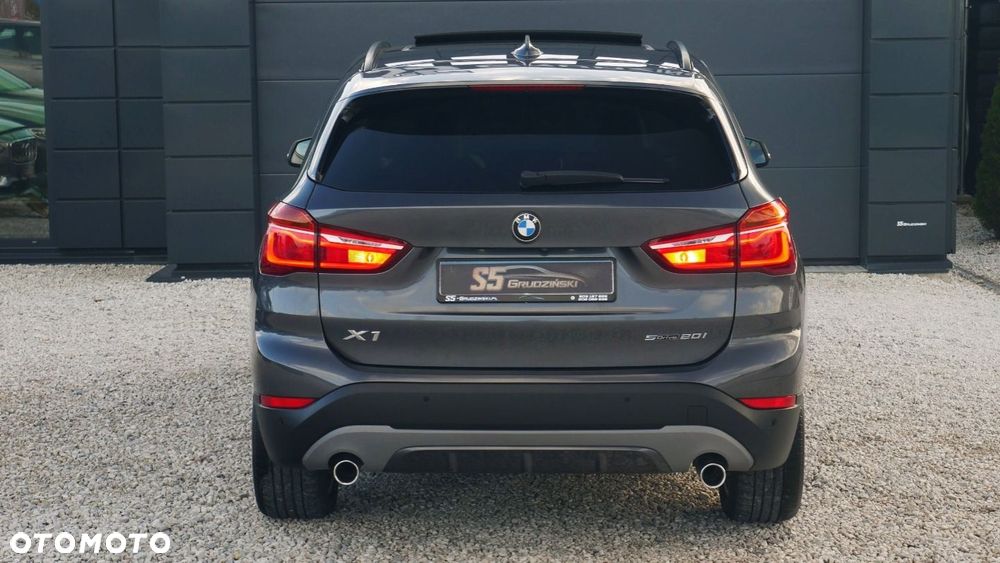 BMW X1 - 6