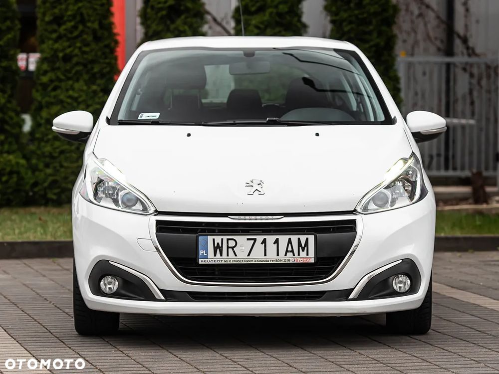 Peugeot 208 1.6 BlueHDi Allure S&S - 4