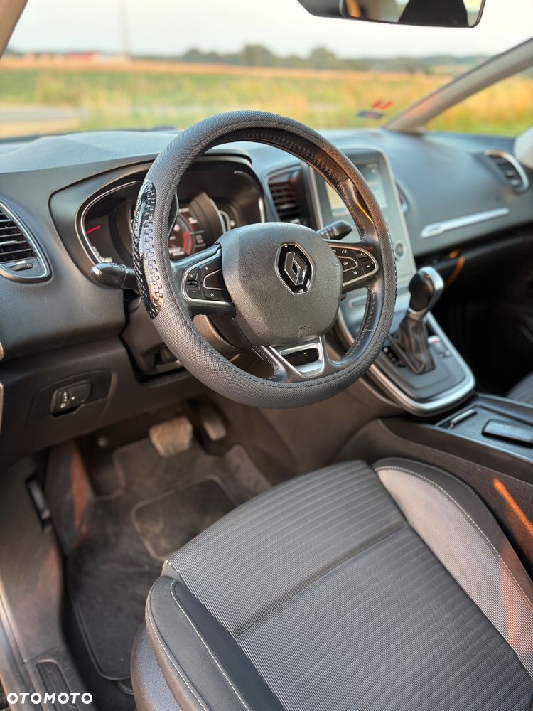 Renault Scenic 1.5 dCi Intens EDC - 4