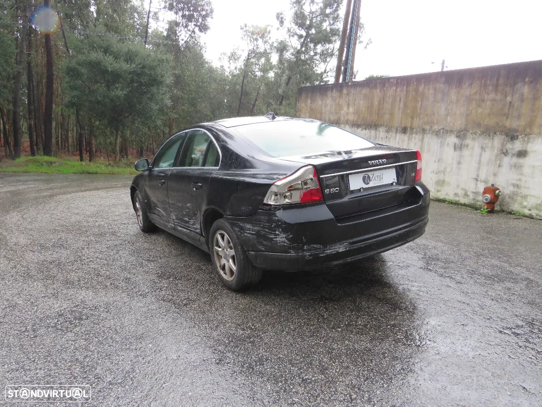 Volvo S80 2.4 D5 (185cv) de 2006 - Peças Usadas (8064) - 3