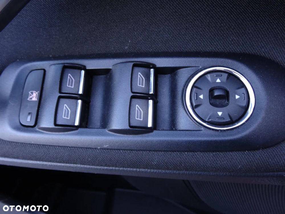 Ford S-Max 2.0 Titanium - 31
