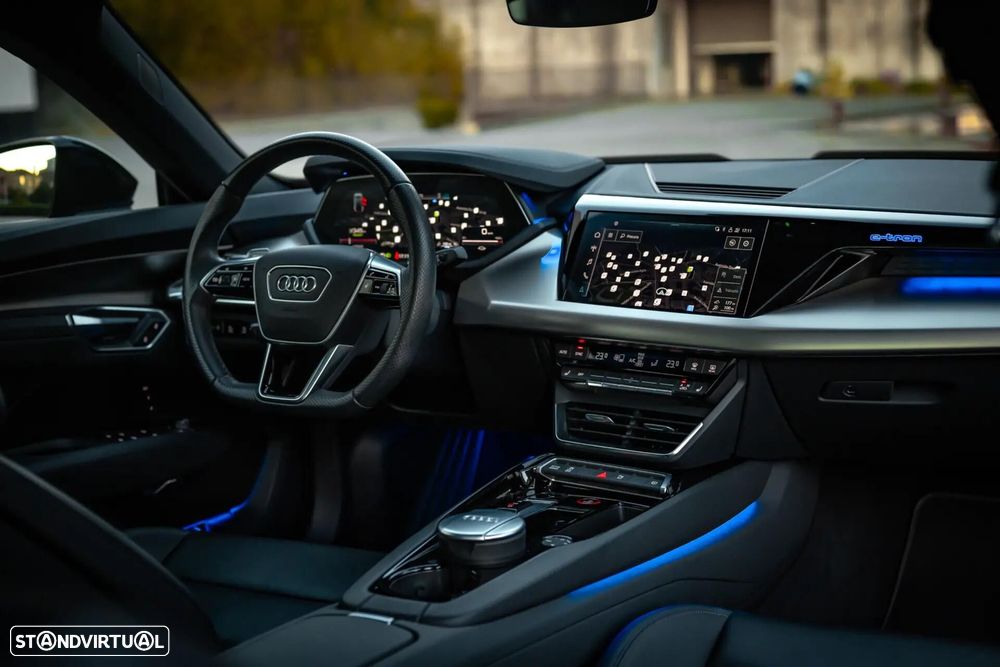 Audi e-tron GT quattro - 12