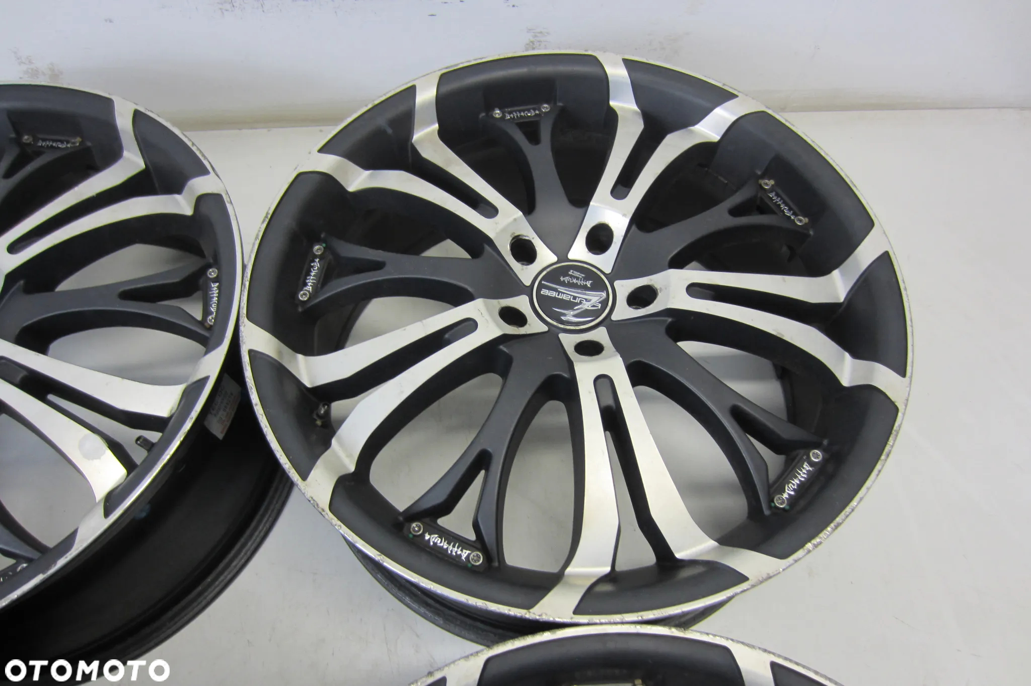 FELGI ALUMINIOWE 19 VW SEAT AUDI SKODA BARACUDA OM 5X112 - 4