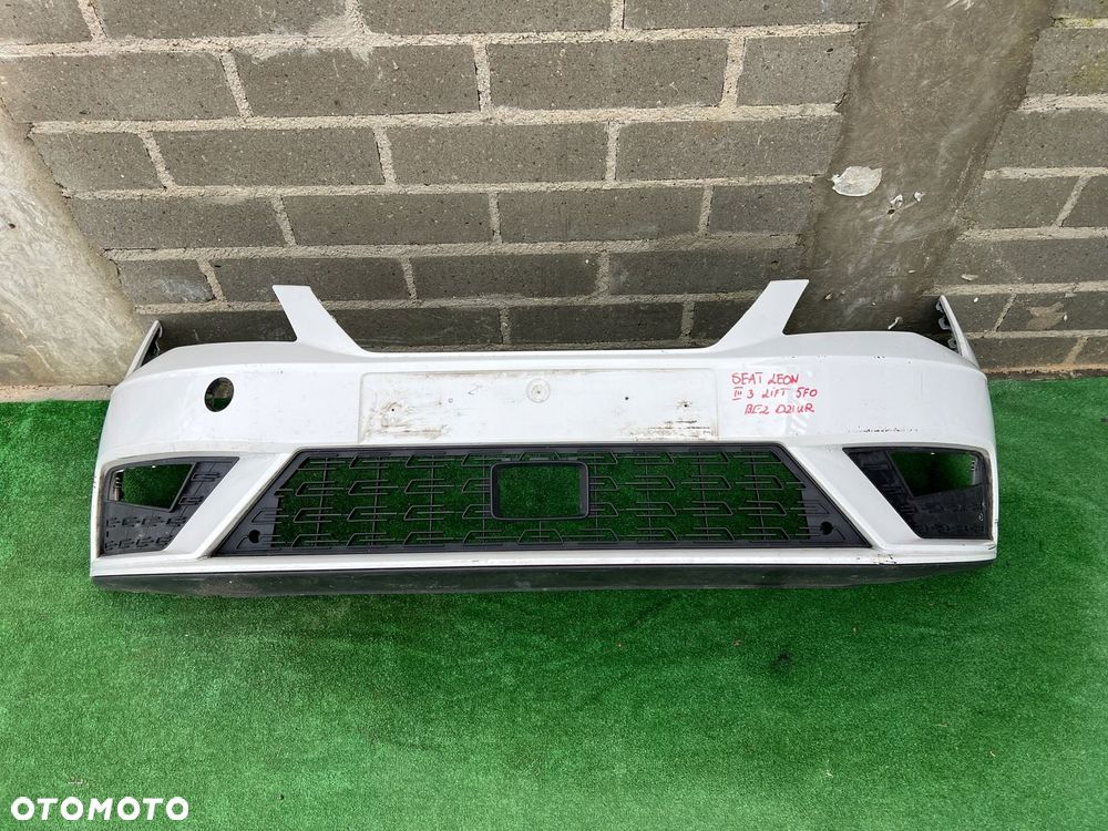 SEAT LEON III 3 5F0 LIFT BEZ DZIUR ZDERZAK PRZEDNI - 1