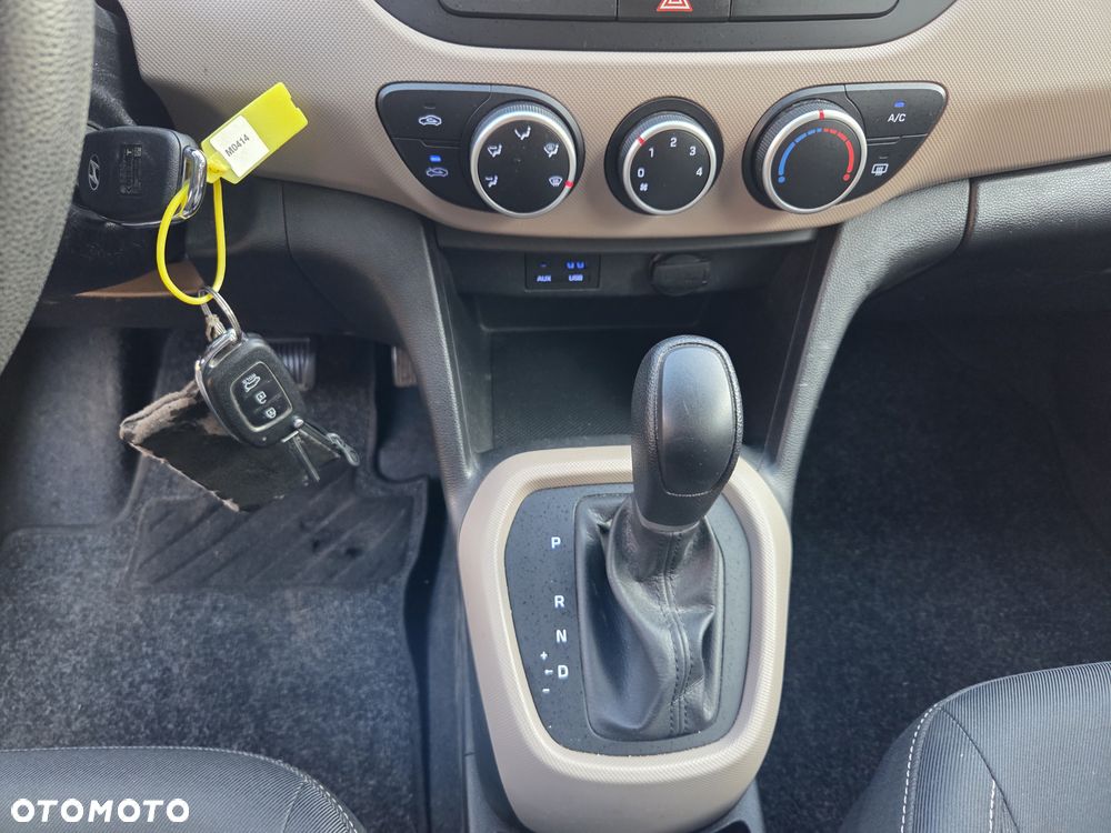 Hyundai i10 1.0 Automatik Passion - 30