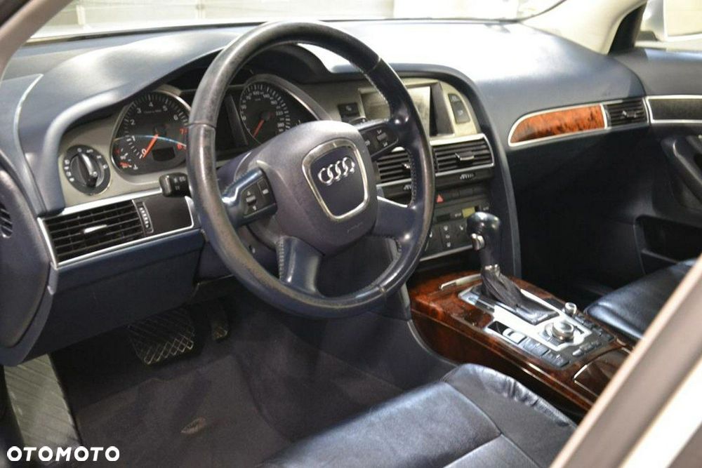 Audi A6 Avant - 19