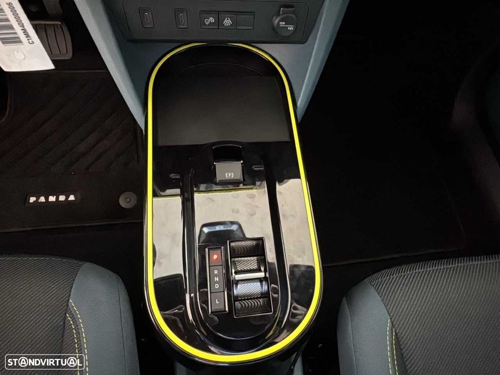 Fiat Grande Panda 1.2 Hybrid Icon eDCT - 18