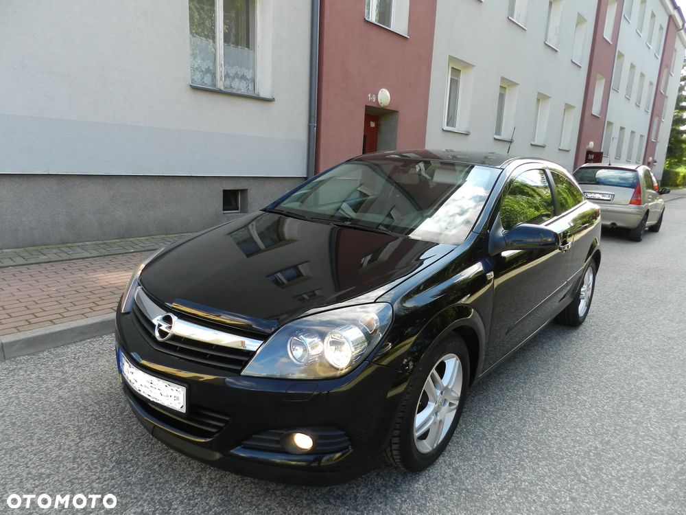 Opel Astra III GTC 1.4 Cosmo - 1