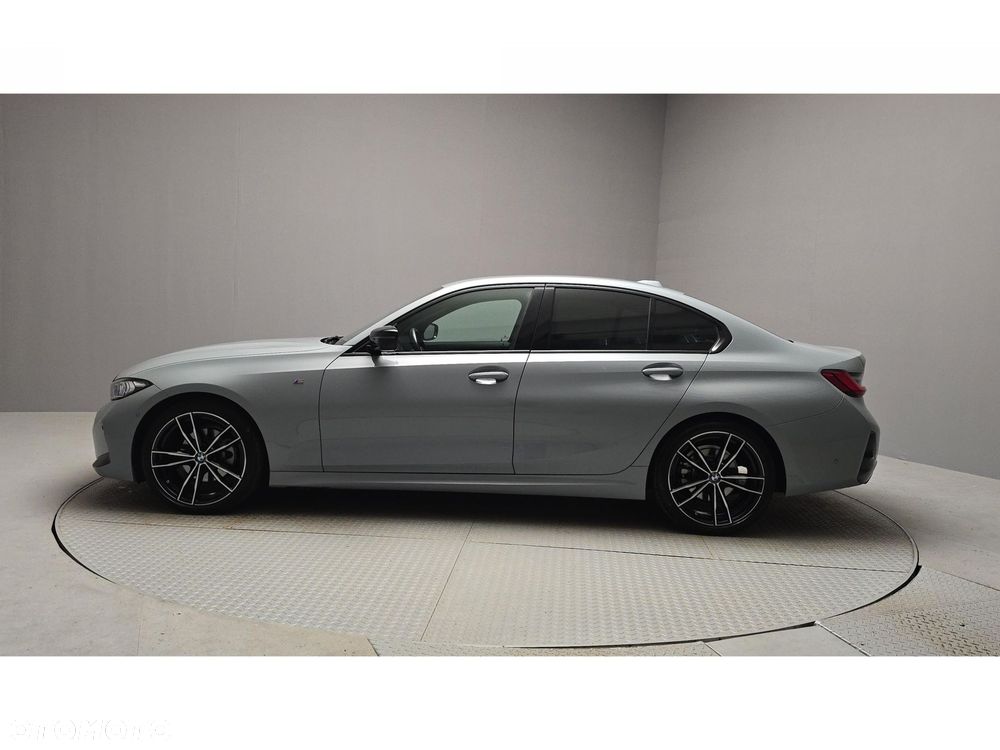 BMW Seria 3 320d xDrive M Sport - 3