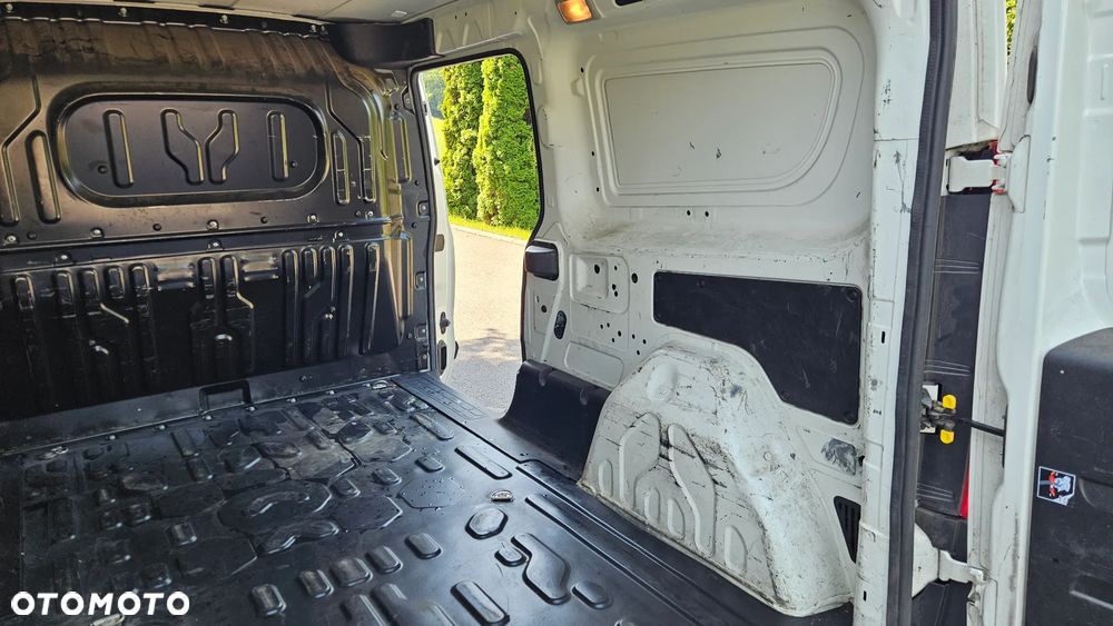 Fiat Doblo - 16