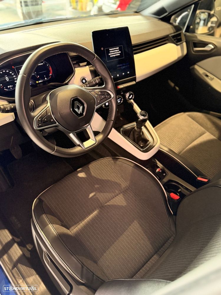 Renault Clio 1.0 TCe Techno - 26