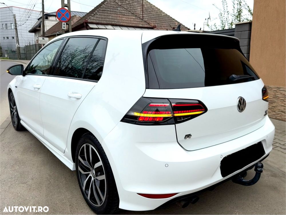 Volkswagen Golf - 16