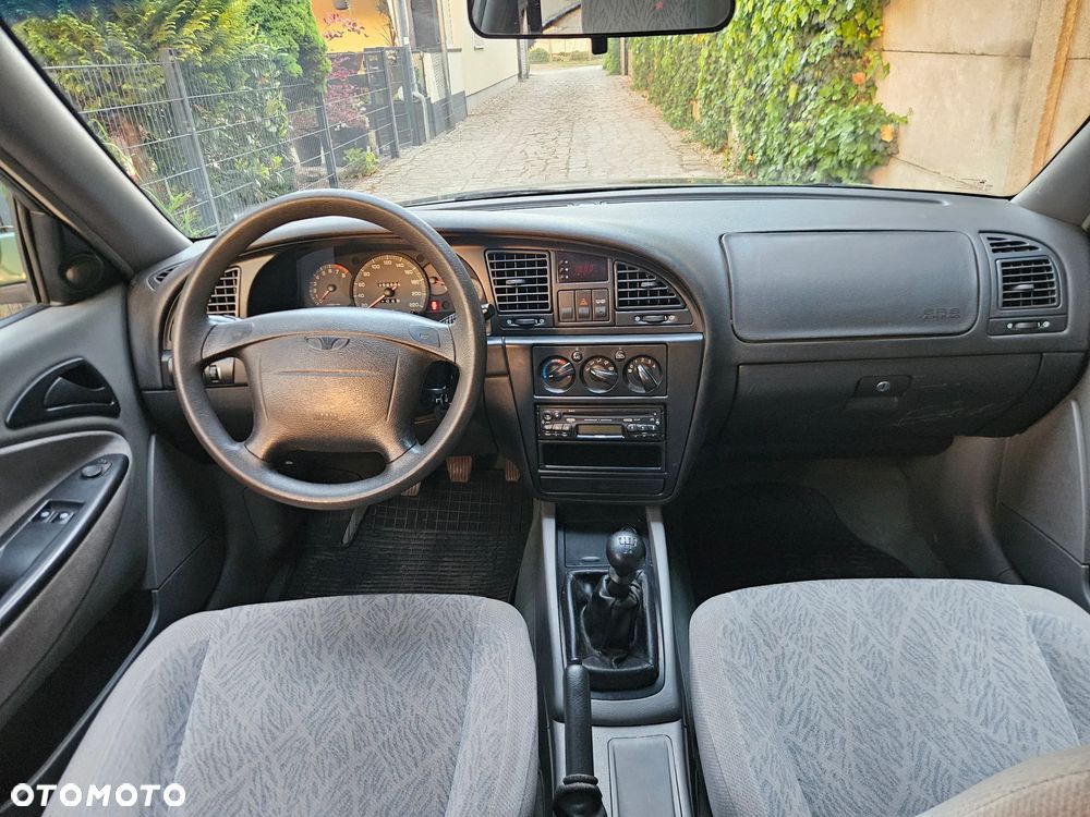 Daewoo Nubira - 14