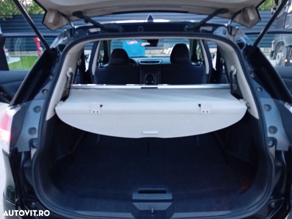 Nissan X-Trail 1.6 dCi N-Connecta - 17