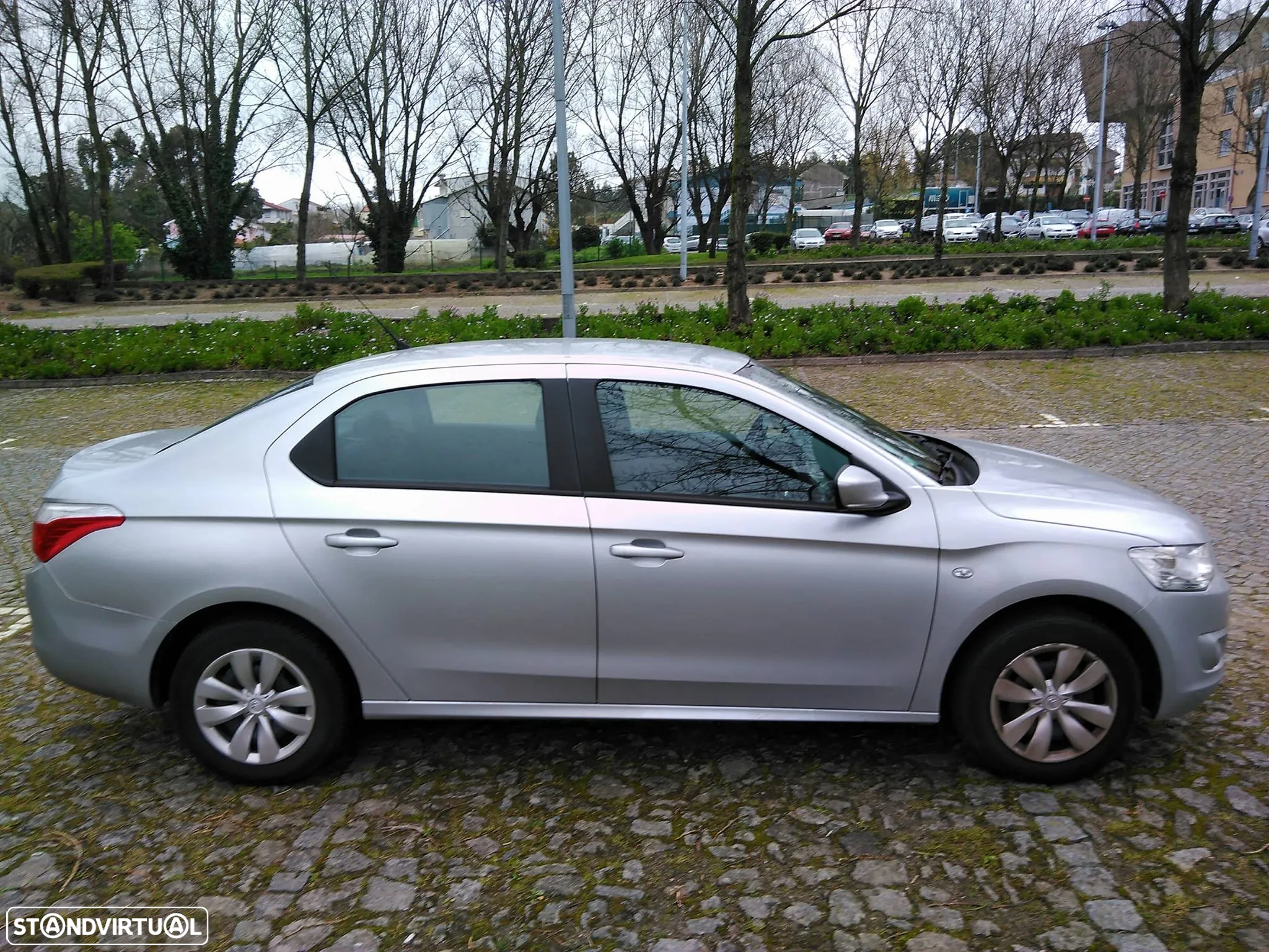 Citroën C-Elysée 1.2 VTi Seduction - 9