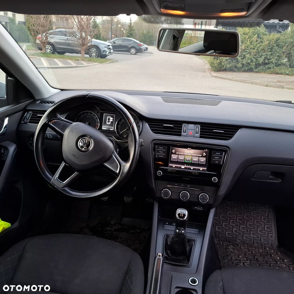 Skoda Octavia 1.6 TDI Active - 14