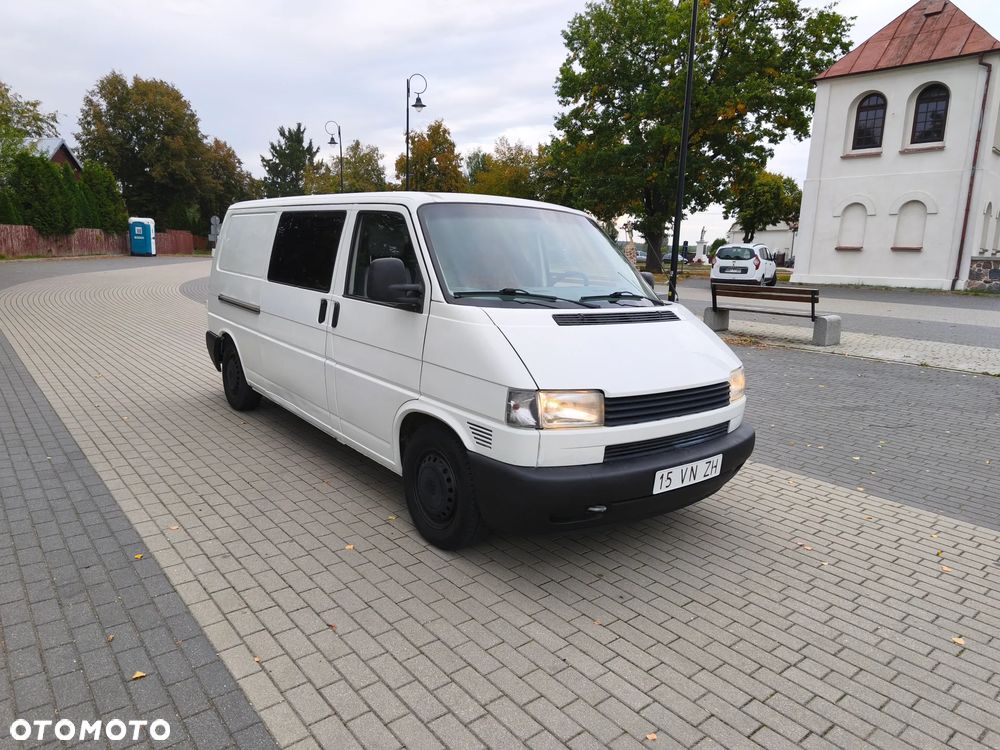 Volkswagen Transporter - 2