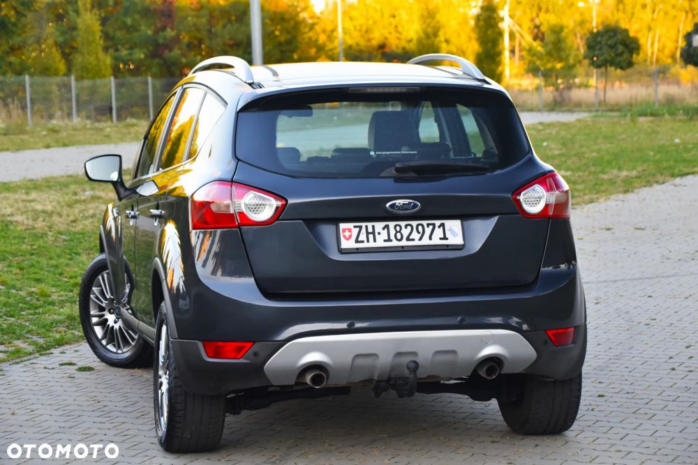 Ford Kuga 2.5 4x4 Titanium - 31