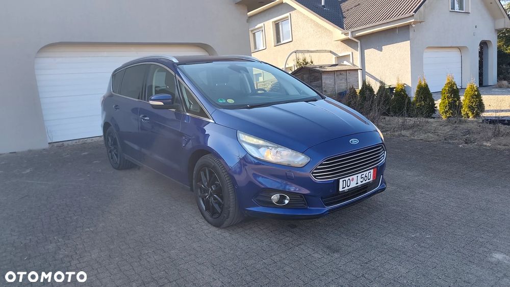 Ford S-Max 2.0 TDCi DPF Champions Edition - 27