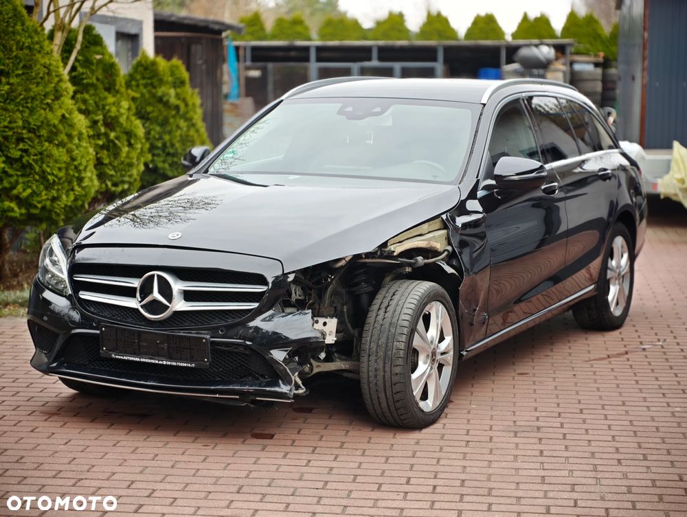 Mercedes-Benz Klasa C 220 d 9G-TRONIC Avantgarde - 38