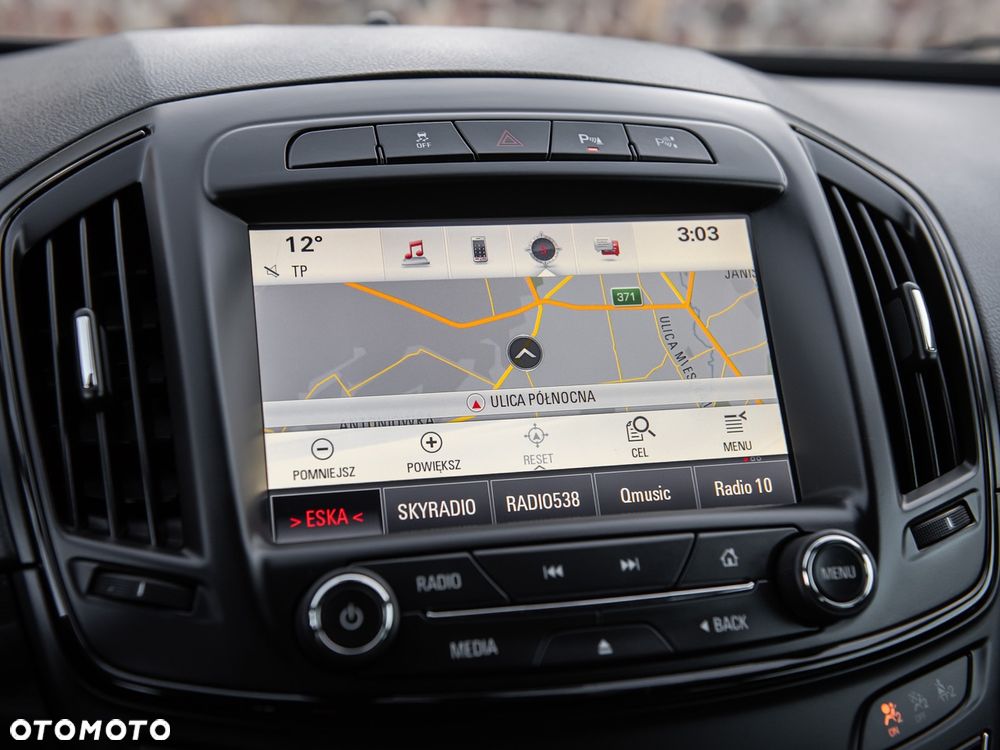 Opel Insignia - 23
