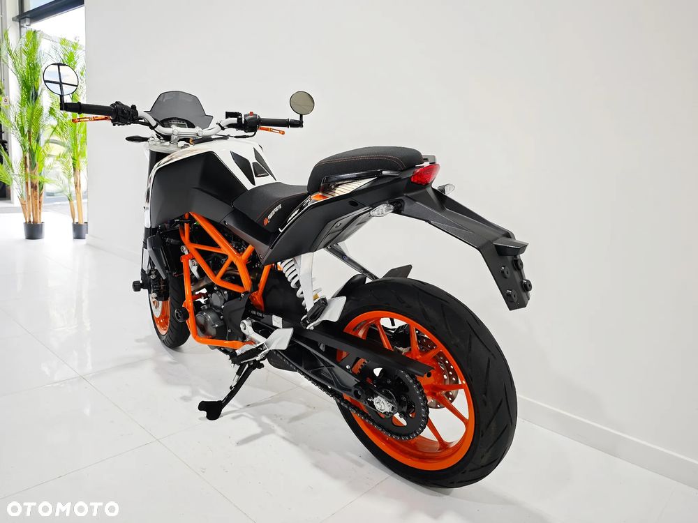 KTM Duke - 15