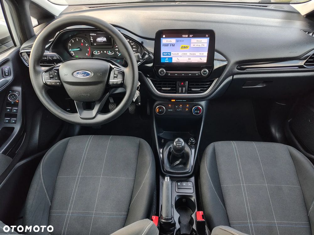 Ford Fiesta 1.1 S&S TREND - 24