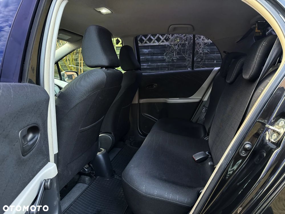 Toyota Yaris 1.3 Edition S - 16
