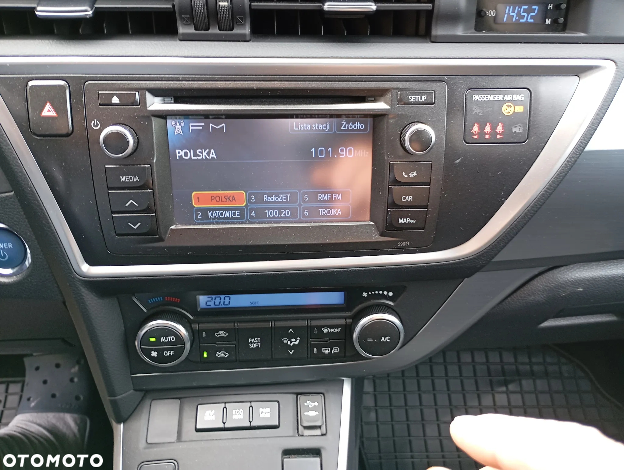 Toyota Auris 1.8 HSD Luna - 8