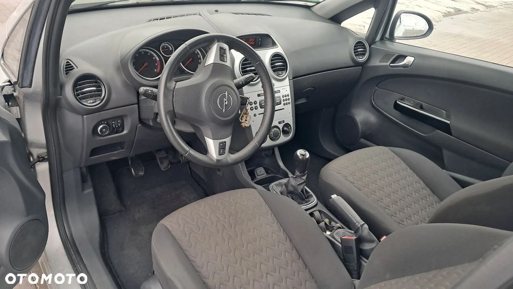 Opel Corsa 1.4 16V Enjoy - 7