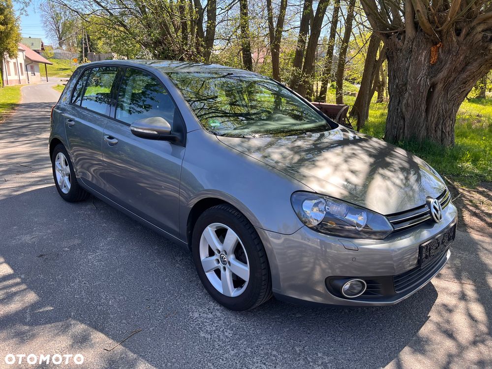 Volkswagen Golf 1.4 TSI Trendline DSG - 1