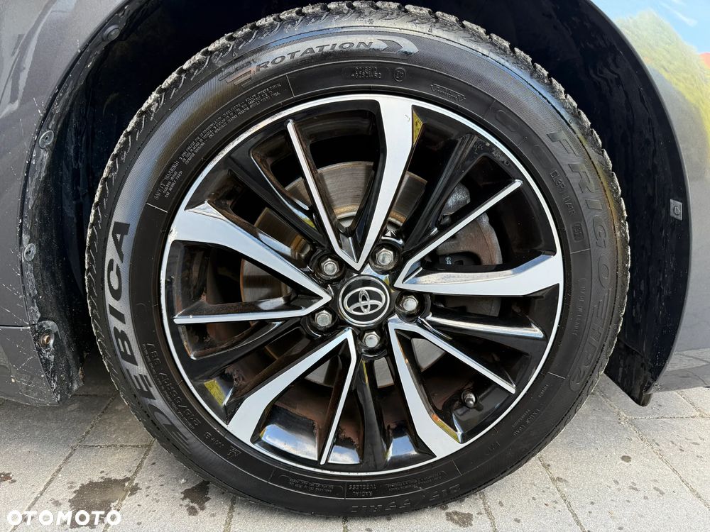 Toyota Avensis 2.0 D-4D Premium - 17