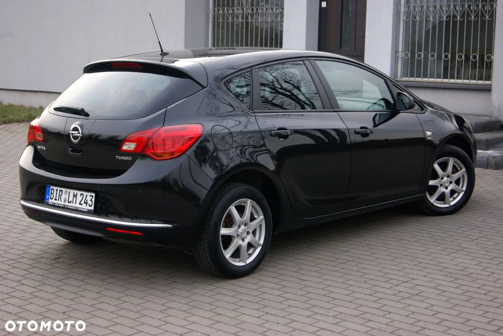 Opel Astra 1.4 Turbo Style - 19