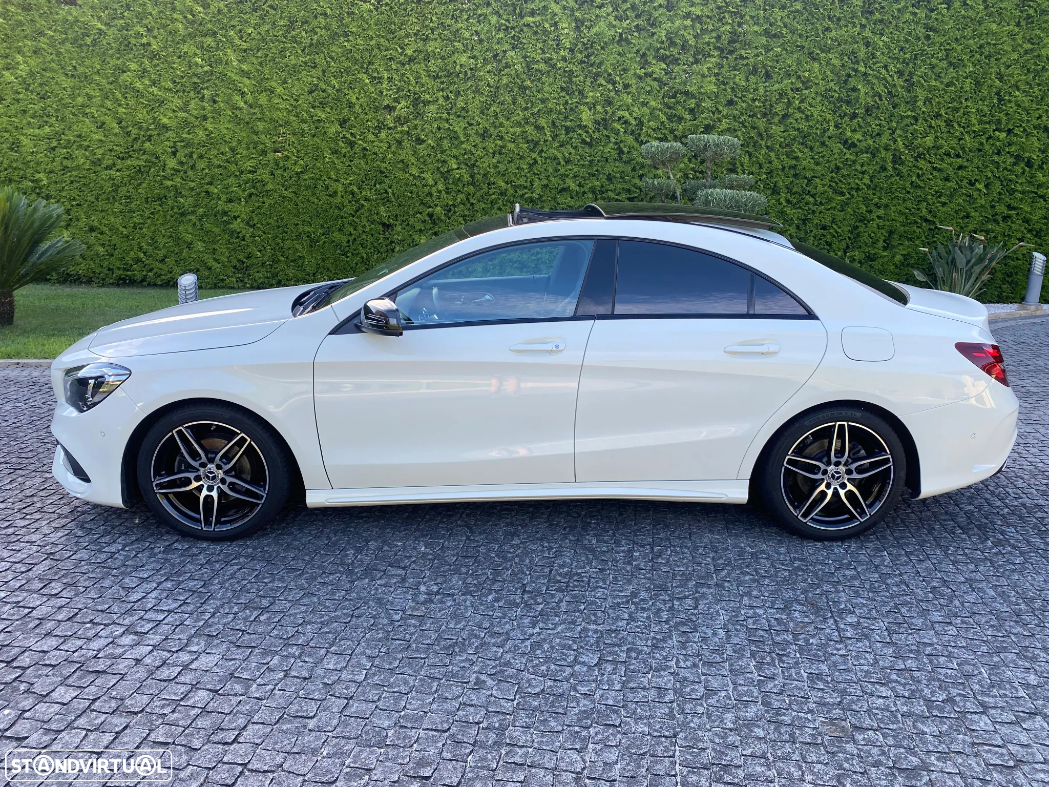 Mercedes-Benz CLA 180 d AMG Line - 20