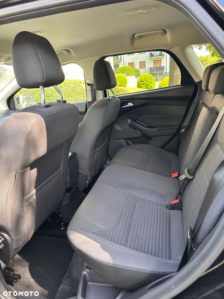 Ford Focus - 11