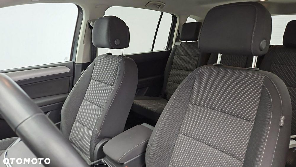 Volkswagen Touran 1.5 TSI EVO Comfortline - 11