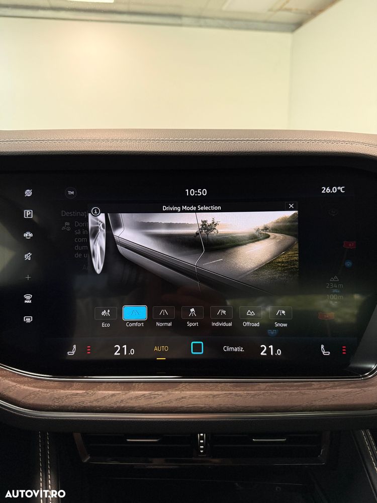 Volkswagen Touareg V6 TDI 4MOTION Elegance - 8