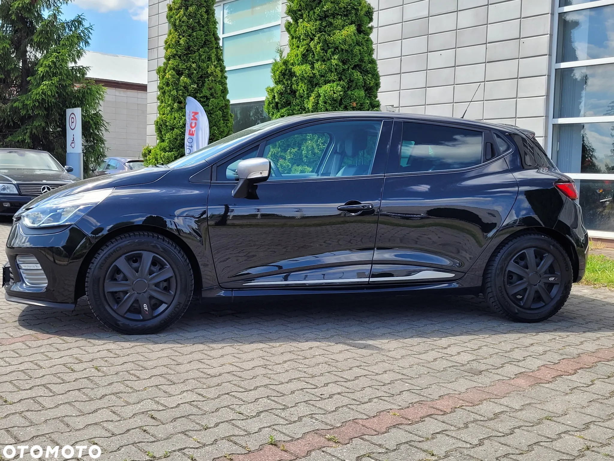 Renault Clio TCe 120 EDC GT - 11