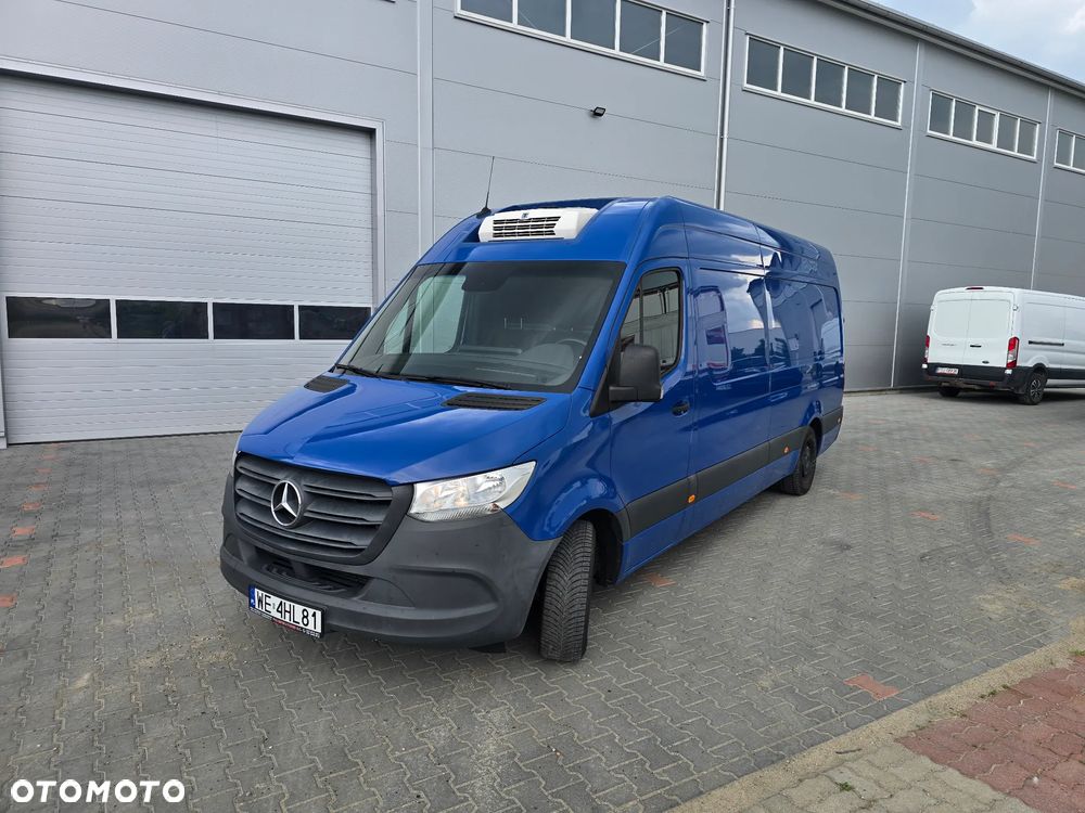 Mercedes-Benz Sprinter - 8