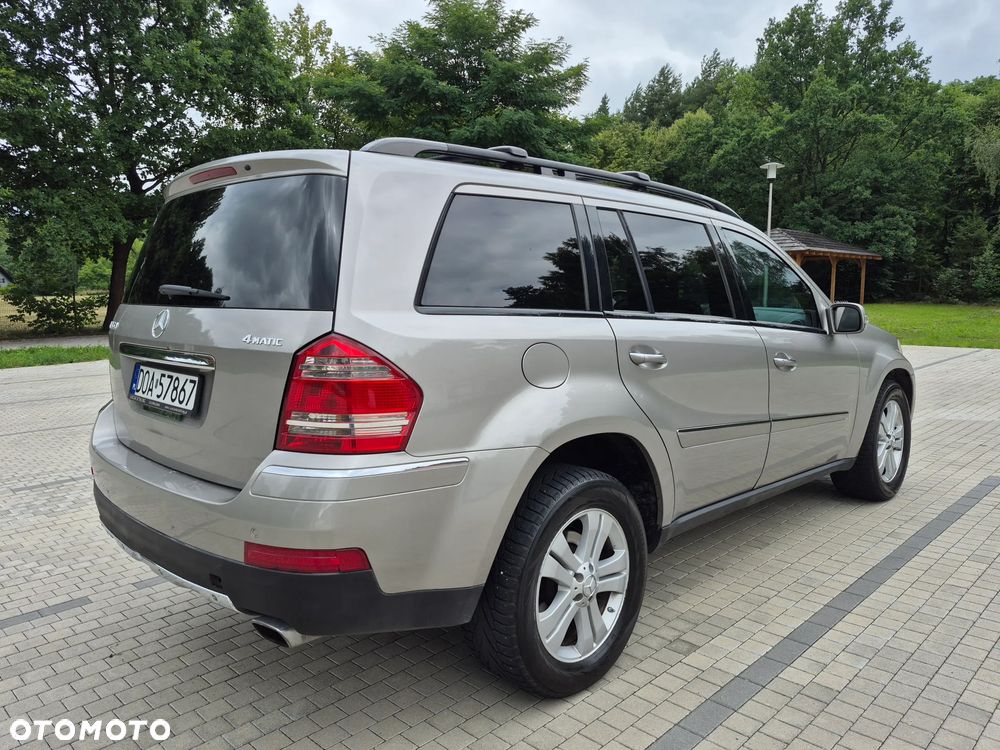Mercedes-Benz GL 450 4Matic 7G-TRONIC - 4