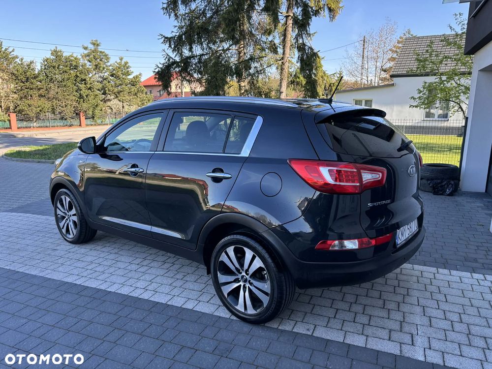 Kia Sportage 2.0 CRDI AWD Fifa World Cup Edition - 3