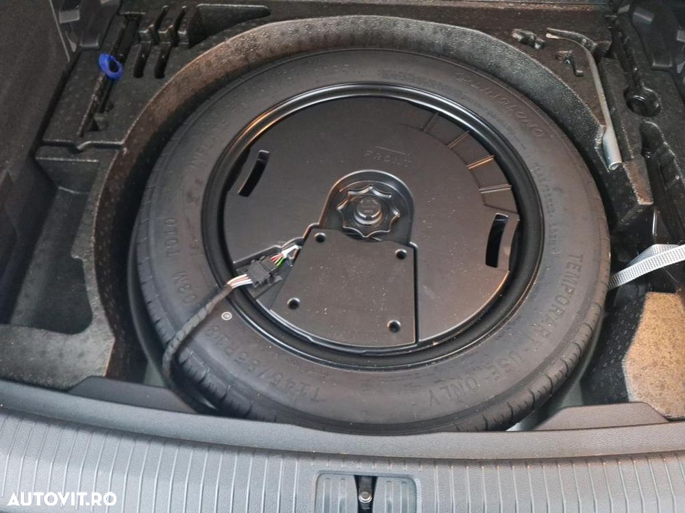 Volkswagen Tiguan 2.0 TDI SCR 4MOTION DSG R-Line - 8