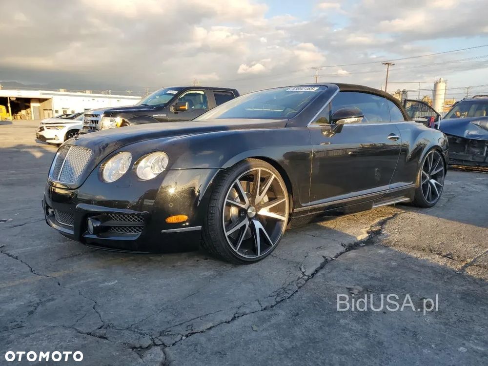 Bentley Continental GT - 7