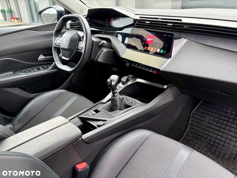 Peugeot 308 1.5 BlueHDi Allure S&S - 17