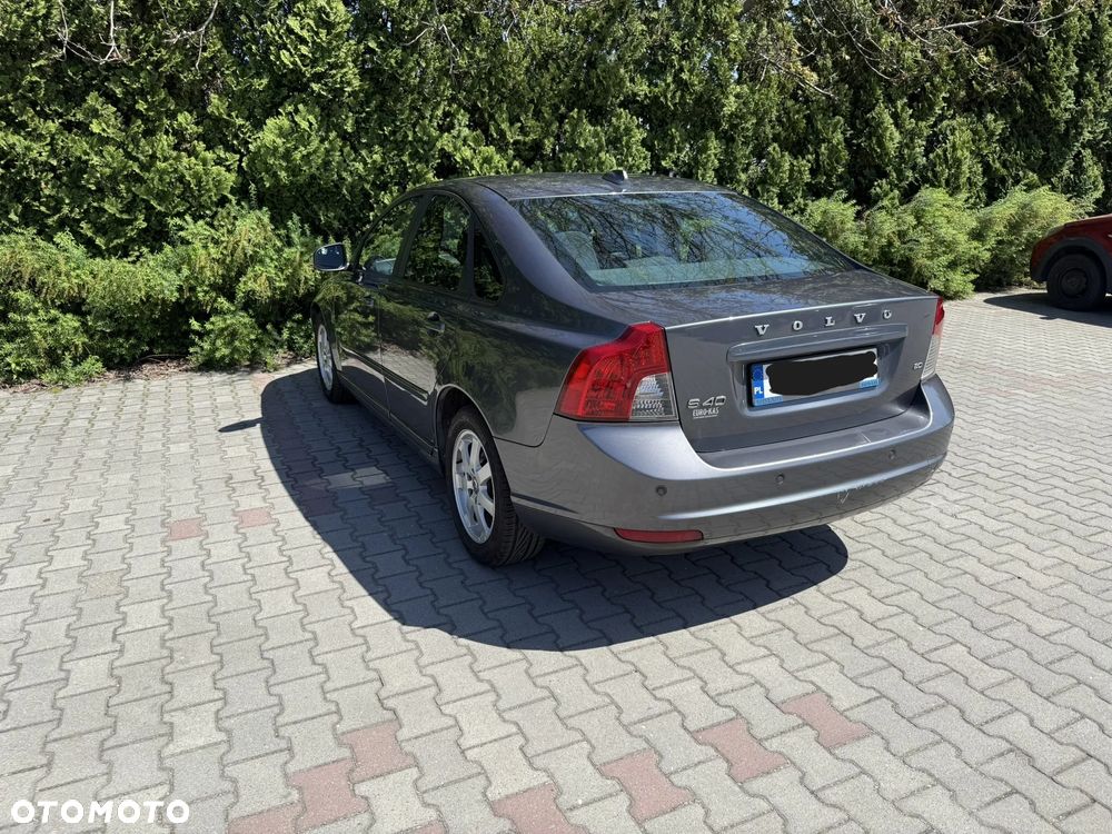 Volvo S40 2.0 - 11