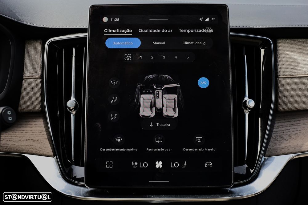 Volvo XC 90 2.0 T8 PHEV Plus Bright AWD - 36